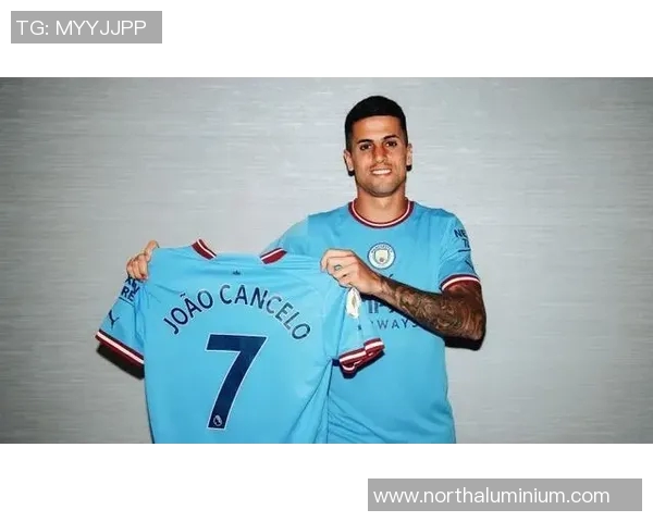 七号球衣背后故事揭秘：那些曾穿七号的足球传奇球星